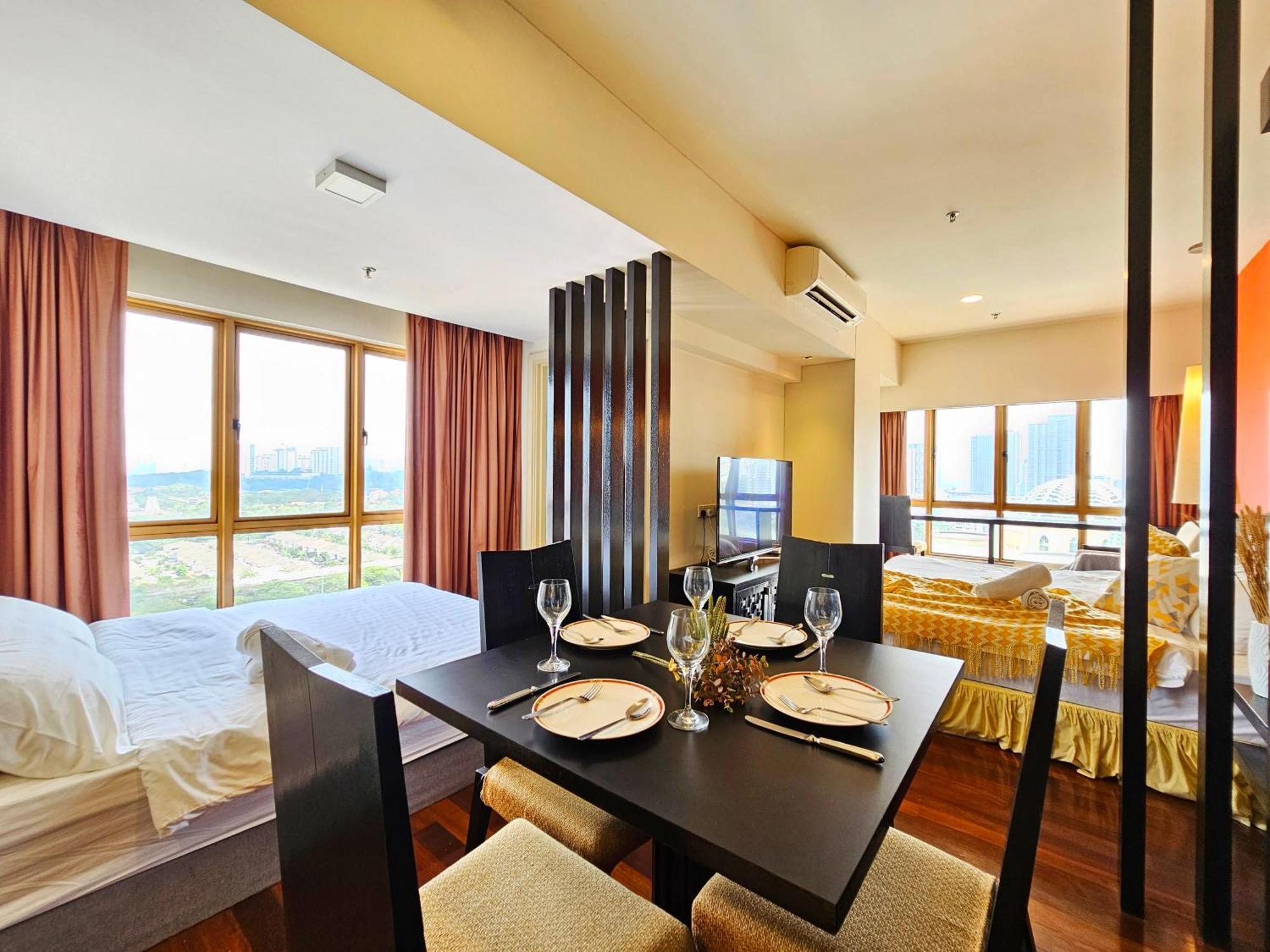 #12 New Sunway Resort Family Suite Lagoon View 八打灵再也 外观 照片